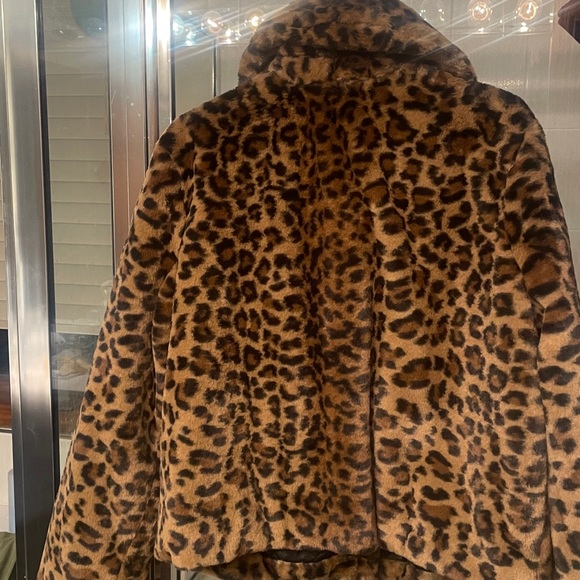 Kensie Animal Print Faux Fur Jacket - Picture 5 of 10